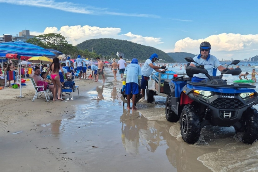 Sanepar recolhe mais de 48 toneladas de lixo no Litoral em apenas 6 dias