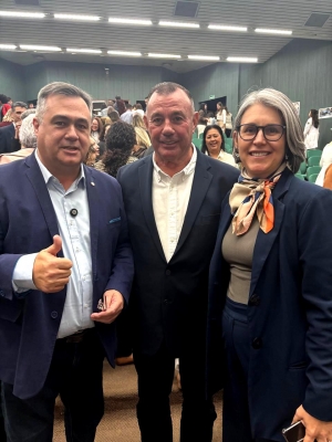 ASSAÍ É PRESTIGIADA NOS 54 ANOS DO HOSPITAL UNIVERSITÁRIO DA UEL