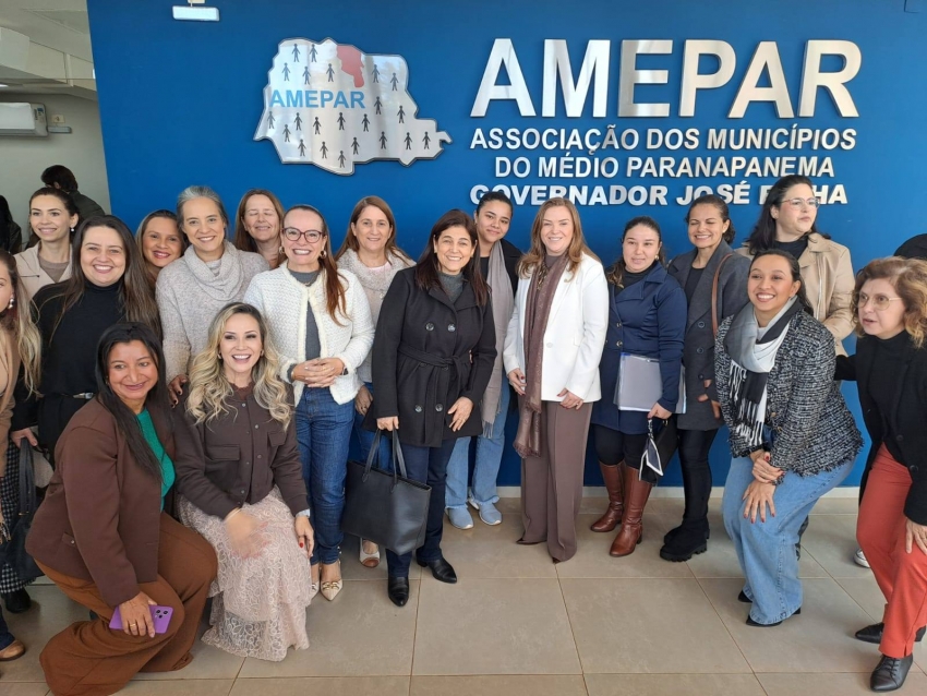 ASSAÍ – REUNIÃO SOBRE FORTALECIMENTO DA INFRAESTRUTURA DAS POLÍTICAS PARA A MULHER E PESSOA IDOSA